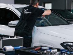 „Nie tracimy tożsamości, zyskujemy skalę” – Michał Wilkosz z Szybex o konsolidacji i przyszłości rynku napraw szyb