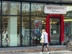 Po trzech miesiącach opóźnienia otwierają park handlowy w Leśnicy