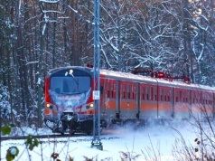 Zima paraliżuje kolej. Poważne utrudnienia na liniach Warmii i Mazur