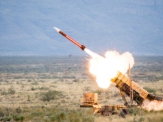 Polskie MSZ wzywa obywateli do opuszczenia Iranu. Atak wisi w powietrzu