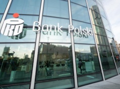 Spór w PKO BP o auta służbowe. Bank wprowadza zmiany, dyrektorzy oddziałów skarżą się na ograniczenia