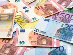 Ile kosztuje euro? Kurs euro do złotego PLN/EUR 15.01.2026