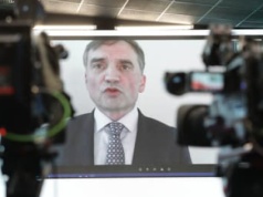 Węgierski azyl dla Ziobry pod znakiem zapytania? Przyszłość polityka zależy od wyniku wyborów