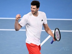 Hurkacz i Majchrzak poznali rywali w Australian Open