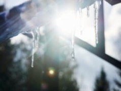 Odwilż, ale także -15 st. C. Polska pogodowo podzieli się na pół