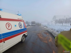 Zderzenie pięciu pojazdów, w tym autobusu. Pięć osób poszkodowanych