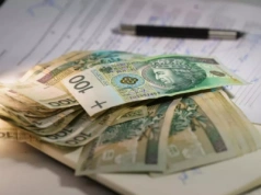 Dopłaty bezpośrednie: trwa wypłata pieniędzy! Ile już przekazała ARiMR rolnikom?