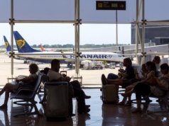 Przełomowy wyrok TSUE. Linie lotnicze muszą zwracać także prowizje pośredników