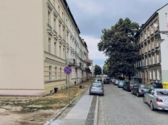 Przy ulicy Chrobrego w Legnicy wybuchł piec na poddaszu