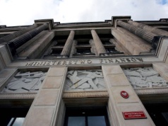 Nowe faktury w różnych urzędach prawie jak po staremu. Wyjaśnienia MF