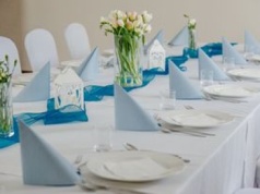 Organizują chrzciny. Rozważają Wars. Muszą wziąć pożyczkę z banku