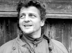 Był mężem polskiej gwiazdy. Przez lata próbowała wymazać go z pamięci