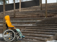 Bariery dla osób niepełnosprawnych wciąż aktualne. RPO reaguje ws. zakończenia Programu Dostępność Plus