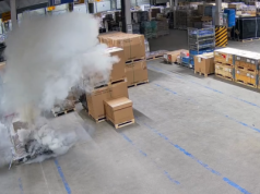 Tak zaczął się pożar hali w Tarnowie Podgórnym. Jest nagranie