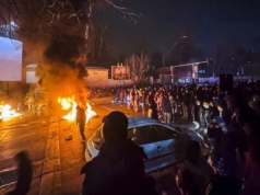 Protesty w Iranie i odpowiedź USA. Narasta presja dyplomatyczna i wojskowa