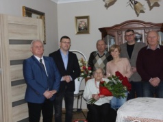 Pani Irena z Rzerzęczyc świętowała swoje 100. urodziny!