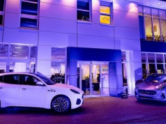 Producent luksusowych samochodów otworzył pierwszy salon w Krakowie