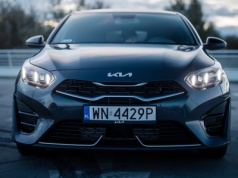 Opróżniają magazyny. Poprzedni model sprawdzonej Kii 1.5 140 KM za 88 900 zł