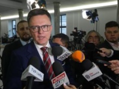 Rada Krajowa Polski 2050 przerwała obrady. Hołownia miał się wylogować