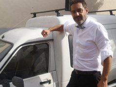 Citroën C15 z dieslem kontra zabawa z AI. Kto emituje więcej zanieczyszczeń?