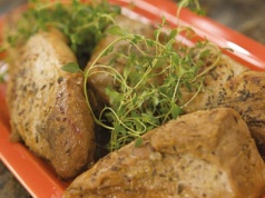 Ewa Wachowicz: Polędwiczki wieprzowe w sosie musztardowo-miodowym