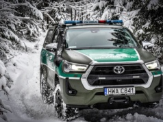 W asyście Straży Granicznej wraca do ojczyzny