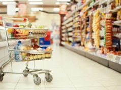 Ten produkt to hit wśród Polaków. 30 i 40-latkowie kupują w ogromnych ilościach