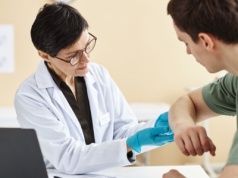 MZ zaproponuje powiatom bez szpitali centra zdrowia. Idea rozmija się z ich postulatami