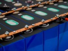 Baterie LFP vs NMC – dlaczego tańsza technologia podbija rynek aut elektrycznych?