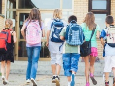 Koniec katolickiej szkoły św. Stanisława Kostki w Wicker Park