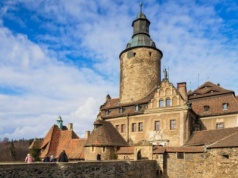 Wyjątkowy zamek na Dolnym Śląsku. To miejsce owiane mrocznymi legendami