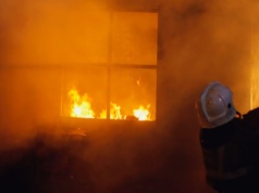 Pożar podczas wesela. Ewakuowano 100 osób. Trwa akcja gaśnicza