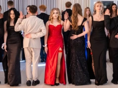 Studniówka „starego ogólniaka”. Maturzyści I LO bawią się w Panoramie Tucholi