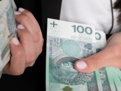 Zgłoś się nawet i bez CV, ta praca jest tego warta. Dają 12 tysięcy na rękę na start