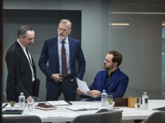 AI omija finanse. Dlaczego tylko co trzeci dział sięga po sztuczną inteligencję