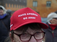 Trump dopnie swego? Oto scenariusze, jak USA mogą przejąć Grenlandię