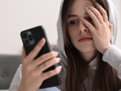 Aplikacja pyta czy jesteś martwy. To hit wśród żywych