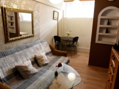 Projektanci wymienili 4 błędy. Dom wygląda na zagracony. Pierwszy popełnia wielu Polaków