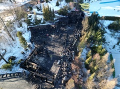 Ponad 100 strażaków walczyło z ogniem na Kocierzu