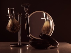 Golenie tradycyjne vs. systemowe: Dlaczego Twoja skóra podziękuje Ci za żyletkę?