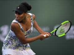 Venus Williams jest najstarszą zawodniczką biorącą udział w Australian Open, ale przegrywa w pierwszej rundzie