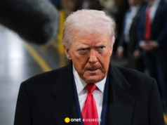 "Katastrofalne dla prezydenta". Donald Trump chciał przestraszyć Europę, a rozwścieczył Amerykanów. "Poważny błąd"