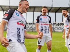 Jeden napastnik, wielu chętnych. Król strzelców na celowniku