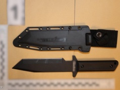 Wrocław. 15-latka kilkukrotnie ugodziła nożem 77-latkę