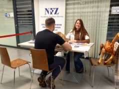 Wyjeżdżając na ferie w ciepłe kraje, pamiętajmy o ubezpieczeniu zdrowotnym i szczepieniach!