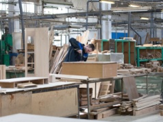 Klienci nie dostaną towaru i nie odzyskają pieniędzy. Sieć sklepów meblowych zbankrutowała