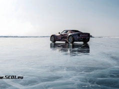 SC01 wjeżdża do Europy. Włoska produkcja, 1400 kg wagi i setka w 2,9 sekundy