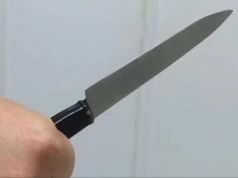 Atak nożem w Siedlcach. 48-latek trafił do szpitala, policja zatrzymała 26-latka