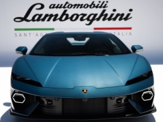 Lamborghini z historycznym rekordem. Ponad 10 tysięcy aut i pełna hybrydyzacja gamy