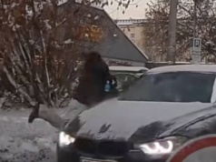 Nastolatka w Grudziądzu szła prosto pod koła. Miała dużo szczęścia